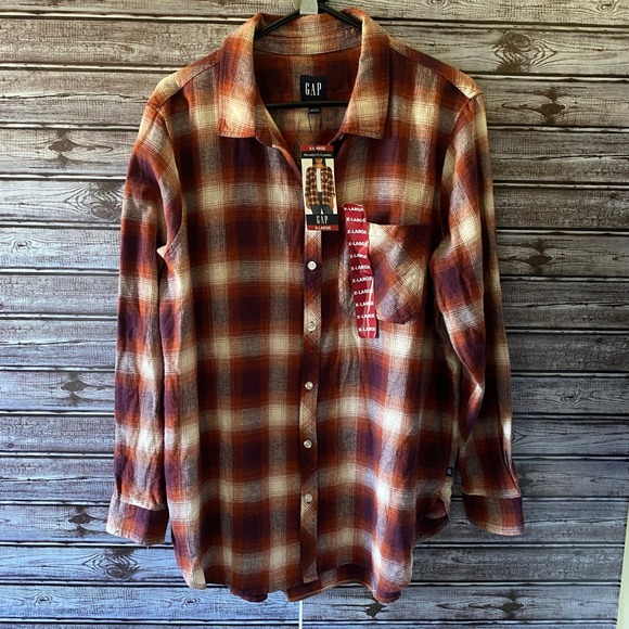 GAP Tops - Gap Women's Long-Sleeved Button-Down Flannel Top Size XL Relaxed Fit Plaid NWT